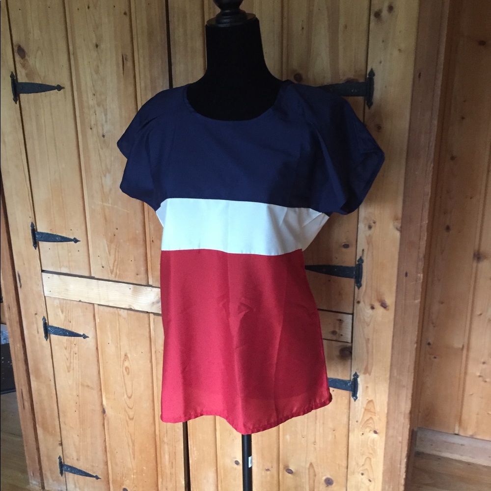 Large Blouse - Picture 4 of 7